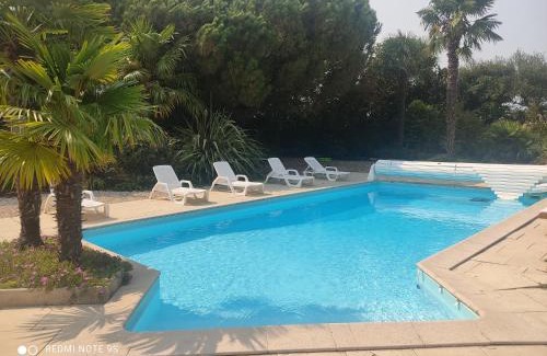 Saint-Maixent-sur-Vie Apartamento | Gîtes des Colombières Piscine & Spa