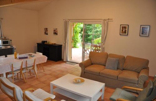 Feugarolles Casa | Gîtes Lencouet