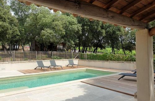 Asperes Casa | Gîtes "Les Cabanes de Carelle" entre Camargue et Cévennes