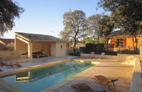 Asperes Casa | Gîtes "Les Cabanes de Carelle" entre Camargue et Cévennes