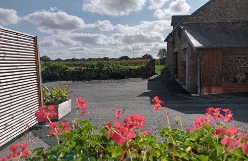 Pluduno Casa | Gîtes Ti Tud-kozh à Pluduno, Côtes D'armor, Bretagne. Location "Le Guébriand"