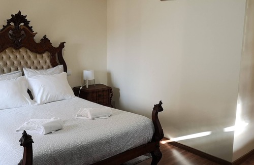 Armamar Cama Y Desayuno | Gójín Casa Rural en Armamar