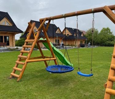 Istebna Casa | Górskie Przysiółki w Koniakowie - Dom z bala KORONKA