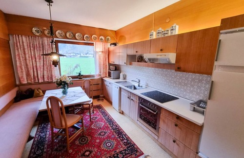 Zell am Ziller Apartamento | Günstiges 8er Apartment in Zell am Ziller, Skibus 50m - zum Skigebiet 5 Minuten!