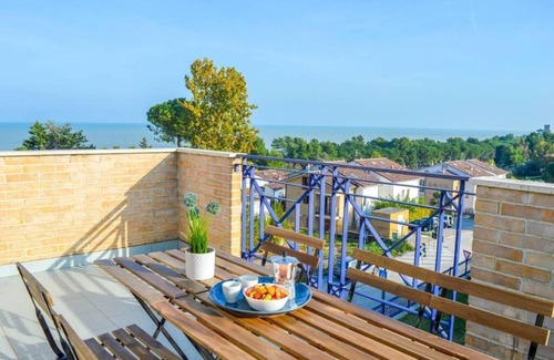 Foggetta Apartamento | G.Bay C28 - Second floor apartment with balcony and hill view