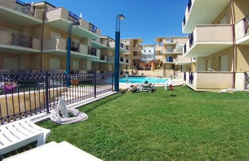 Foggetta Apartamento | G.Bay D02 - Ground floor apartment with balcony, hill view