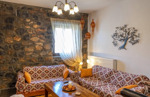 Aghios Athanasios Apartamento | G&M Stone House