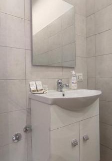 Borghesiana Cama Y Desayuno | G21 Guest House