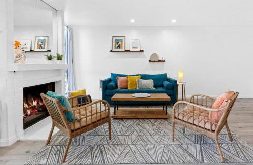 Townsite Casa | G35 - Golden Poppy Beach Cottage