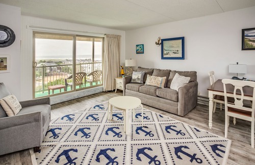 Gearhart Condominio | Condominio recientemente renovado con vista al mar / Sin tarifas de limpieza