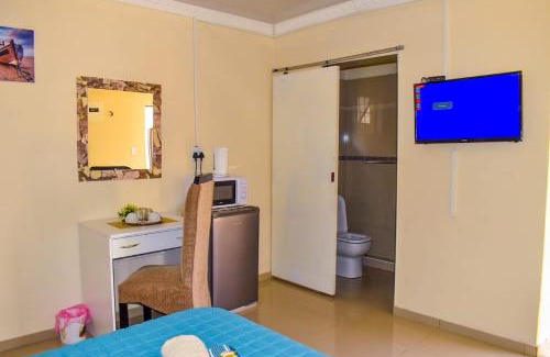 KwaDukuza Casa | Gabade Guest House
