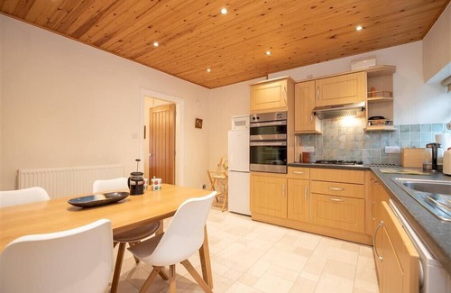 Braithwaite Cabaña | GABLE END, family friendly, with open fire in Keswick