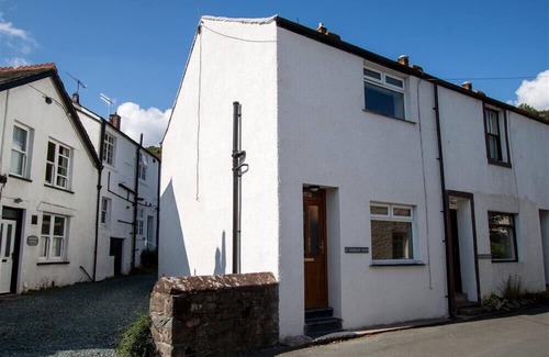 Braithwaite Cabaña | GABLE END, family friendly, with open fire in Keswick