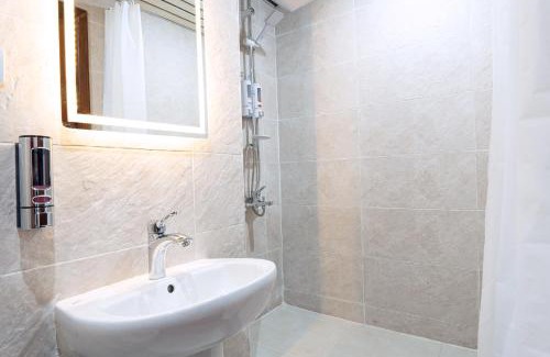Nile River Luxor Hotel | Gaddis Hotel, Suites and Apartments