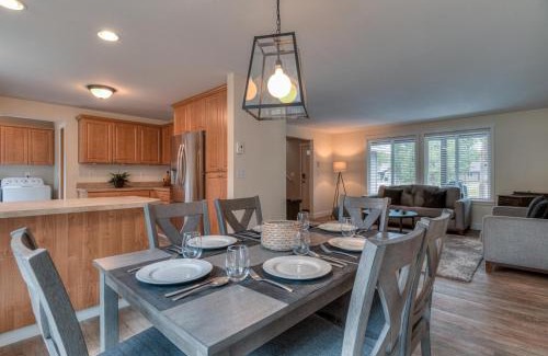 Oregon Water Wonderland Casa | Gadwall 1
