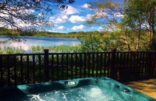 Thurstonfield Casa | Gadwall Lodge with Hot-tub