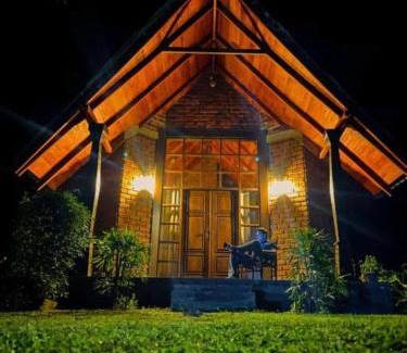 Weeraketiya Hotel | Gagees lake view cabana
