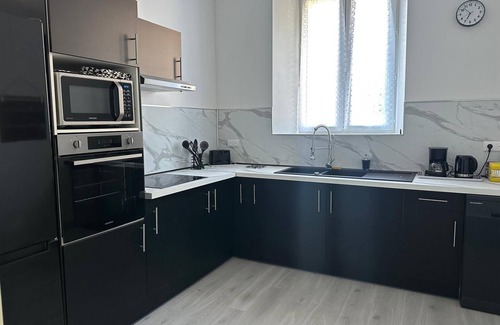 Gagnieres Apartamento | Gagnieres apartment with pool