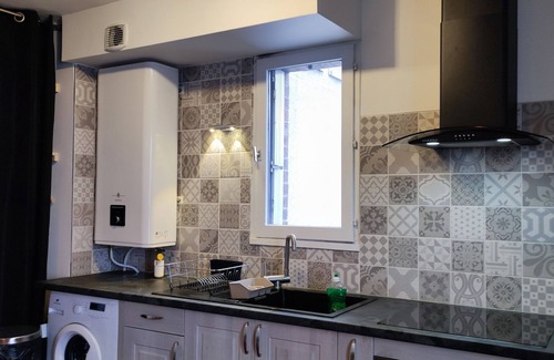 Villemomble Apartamento | Gagny hyper center, near RER station, renovated studio flat