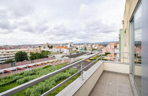 Vila Nova de Gaia Apartamento | Gaia Panoramic Terrace Apartment - D. Pedro V