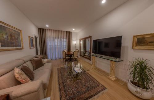Rione XIV Borgo Apartamento | Gaia's home in Vatican