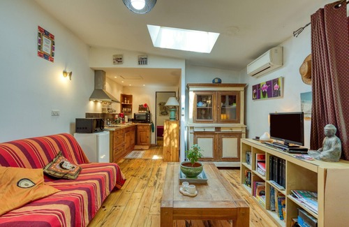 Poussan Apartamento | Gaia con jardín y aire acondicionado