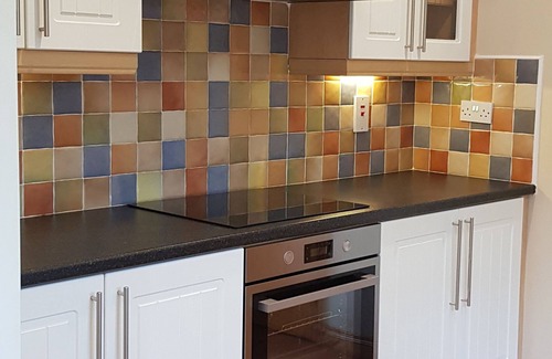 Sneem Casa | "Gairdín Beithe" - 10 Sneem LV - cerca de la costa, idílicas vistas a la montaña, Wi-Fi gratis