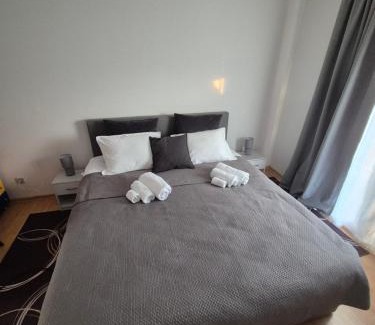 Virovitica Apartamento | Gajeva Rooms - Toronto apartment SELF CHECK-IN