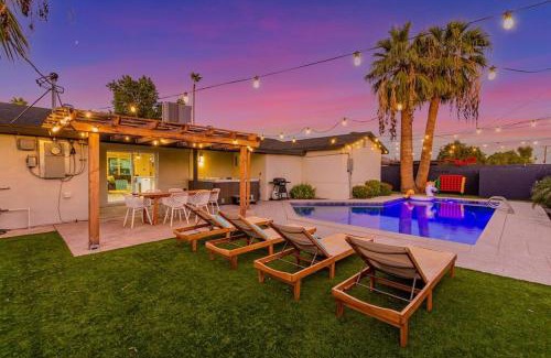 Papago Parkway Casa | Galactic Getaway by Scottsdale Beach Club - NEW