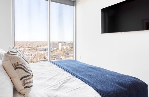 Rainey Street Historic District Apartamento | Galaxy by Avantstay Brand New Condo Room in Austin w/ Amazing Amenities!