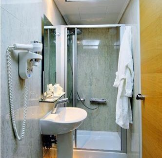 Patras Hotel | Galaxy City Center Hotel