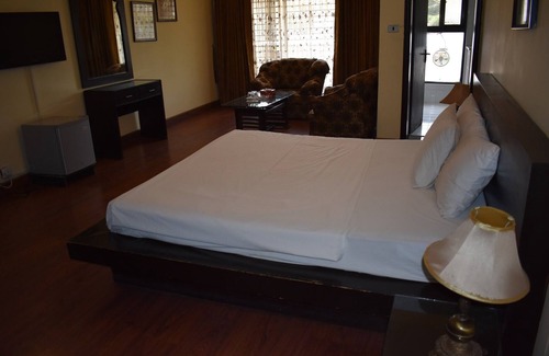 F-7 Sector Casa | Galaxy Guest House
