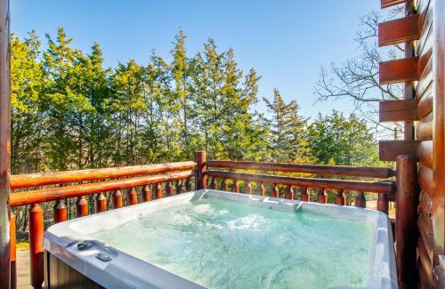 Sevierville Casa | Galaxy Splash Hot Tub Pool Theater and MTN Views