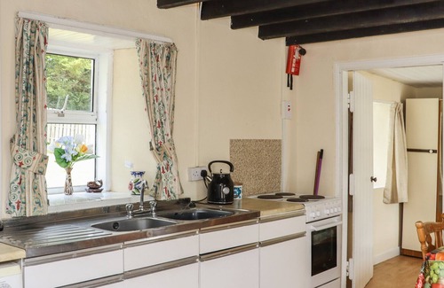 Galbally Cabaña | GALBALLY COTTAGE, family friendly in Bree, County Wexford