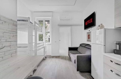 Villa San Giovanni Apartamento | Galen G Milan