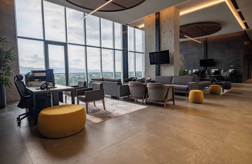 León Hotel | Galeria Plaza Leon