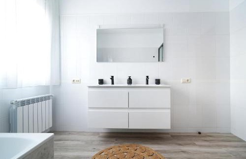 Vilanova Casa | GALIHOST - Casa de Cruces