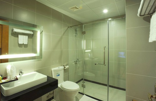 Hai Ba Trung Hotel | Gallant Hotel