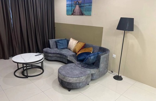 Seri Kembangan Apartamento | Galleria Equine Park EXP