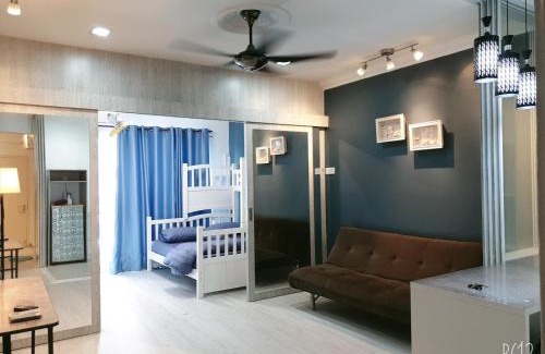 Seri Kembangan Apartamento | Galleria Equine Park - Studio Facing pool
