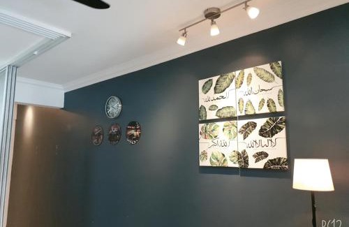 Seri Kembangan Apartamento | Galleria Equine Park - Studio Facing pool