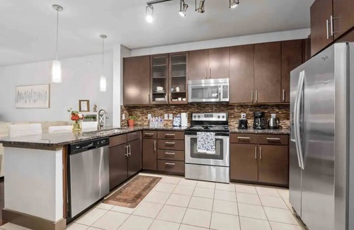 MacGregor Apartamento | galleria & medical center view luxury apartment