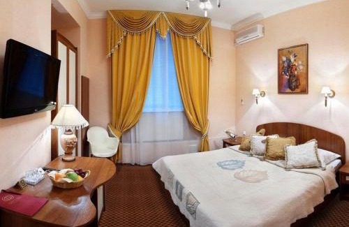 Shevchenkivs'kyi District Hotel | Gallery Hotel Gintama Apgrade