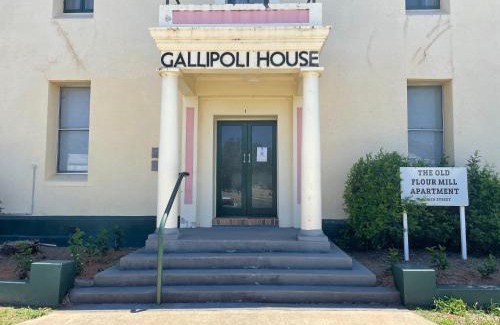 Narrabri Apartamento | Gallipoli House- The Loft Apartment