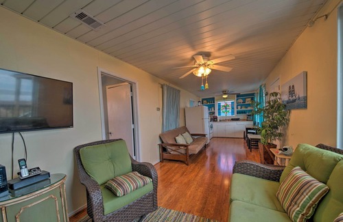 Gulf Palms Casa | Galveston 2BR casa w / terraza privada y vistas del golfo