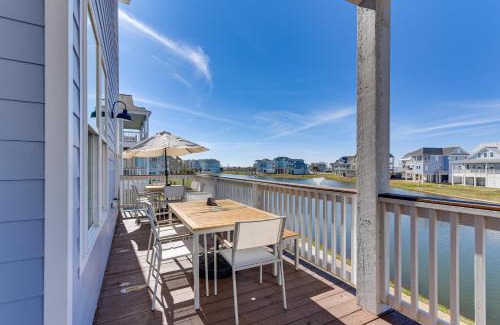 Galveston Casa | Galveston Home with Decks and Views, Walk to Beaches!