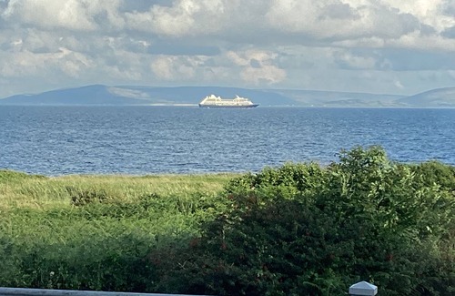 Galway Casa | GALWAY BARNA DIRECT ATLANTIC OCEANFRONT 4 BED 8P WALK TRO OUR GARDEN TO OCEAN.