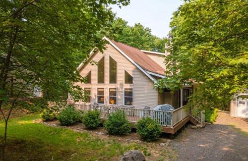 Albrightsville Casa | Game Area Open Concept 4 BDR