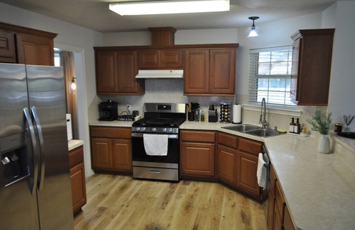Wellborn Casa | Game Day Ready - Pool Table - BBQ - Popcorn Bar