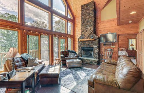 Mace Casa | Game Room, Deck and Views Idyllic Slaty Fork Cabin